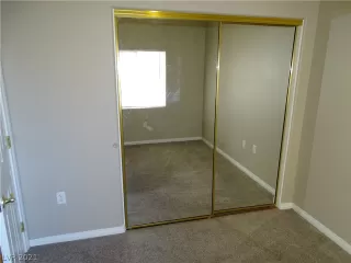 Photo #5: 2284424 Listing 