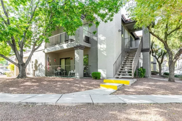 MLS: 2284446 Condo For Sale