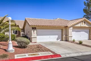 Photo #1: 2284494 Listing