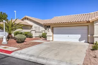 Photo #2: 2284494 Listing