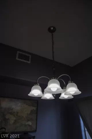 Photo #5: 2284497 Listing 