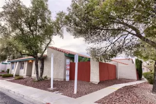 Photo #2: 2284553 Listing 