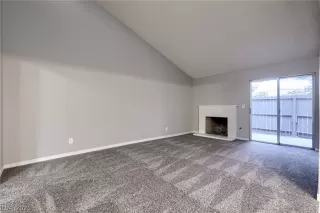 Photo #4: 2284553 Listing 