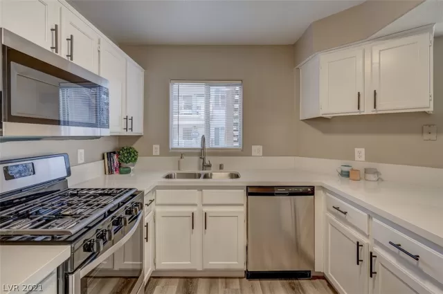 MLS: 2284621 Condo For Sale