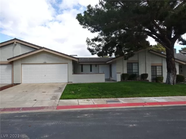 MLS: 2284662 Condo For Sale