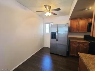 Photo #5: 2284680 Listing 