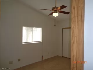 Photo #5: 2284759 Listing 