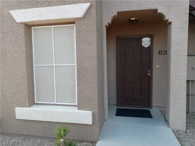 MLS: 2284808 Condo For Sale