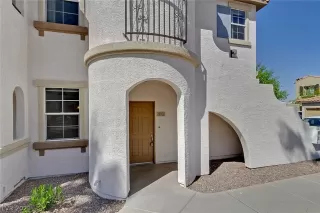 Photo #1: 2284867 Listing