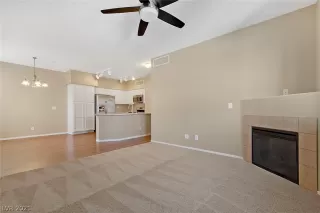 Photo #3: 2284867 Listing