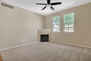 Photo #4: 2284867 Listing