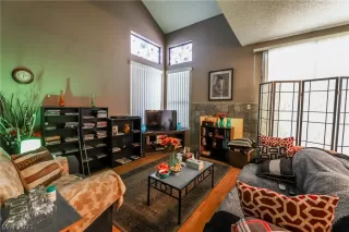 Photo #3: 2284894 Listing