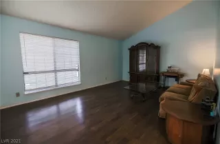 Photo #3: 2284960 Listing 