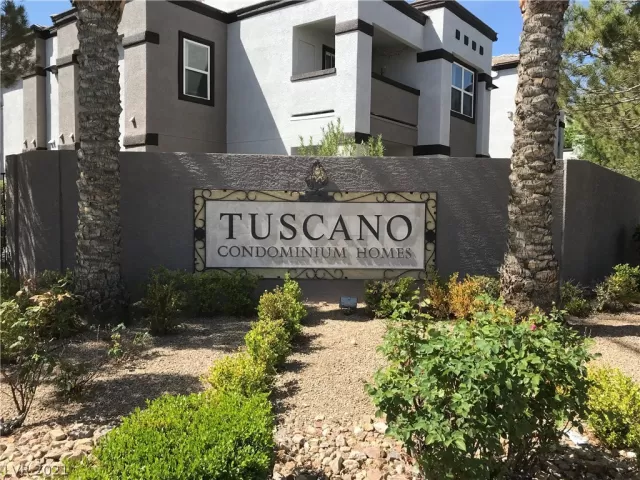 MLS: 2284995 Condo For Sale