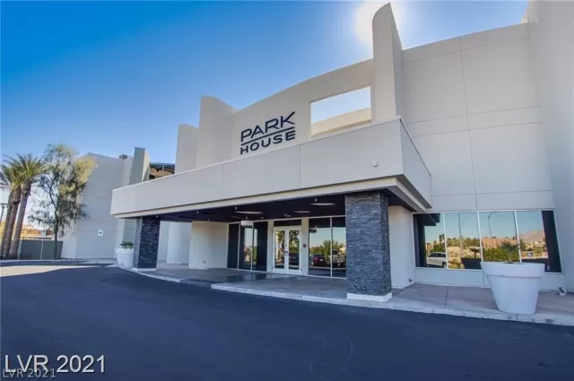 MLS: 2285032 Condo For Sale