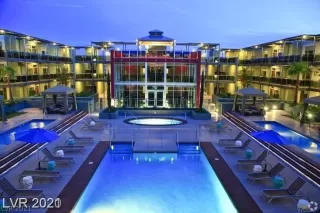 Photo #2: 2285032 Listing