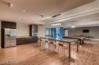 Photo #4: 2285032 Listing