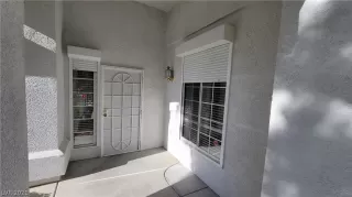 Photo #1: 2285043 Listing