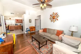 Photo #4: 2285066 Listing 