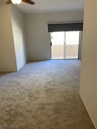 Photo #2: 2285142 Listing