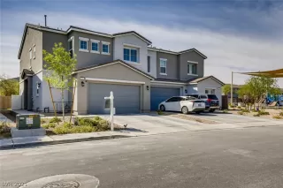 Photo #1: 2285178 Listing