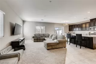Photo #6: 2285178 Listing