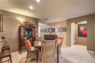 Photo #6: 2285180 Listing 