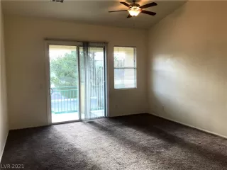 Photo #2: 2285182 Listing 