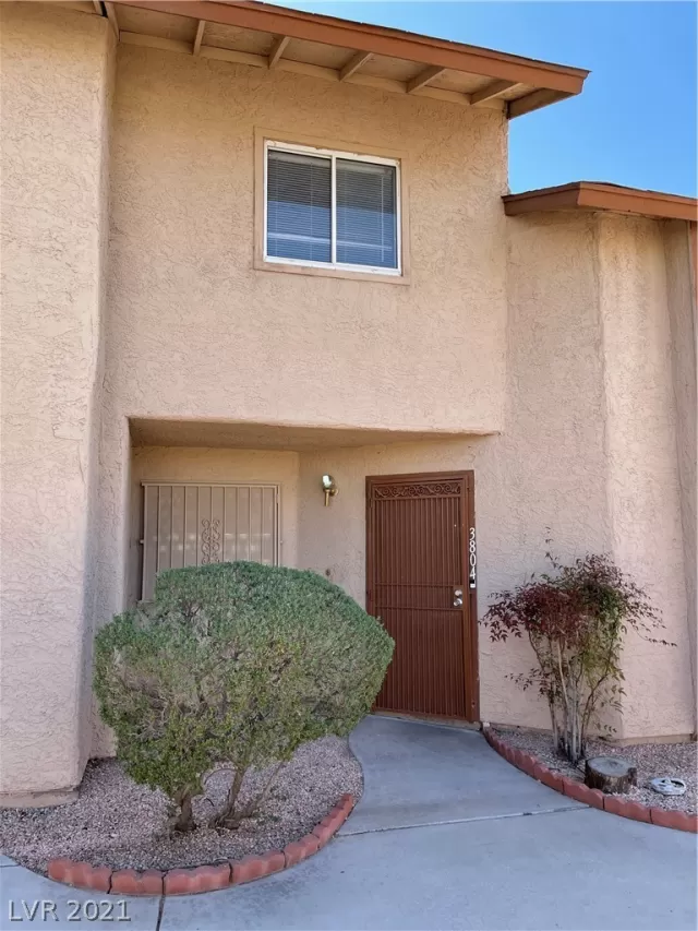 MLS: 2285214 Condo For Sale