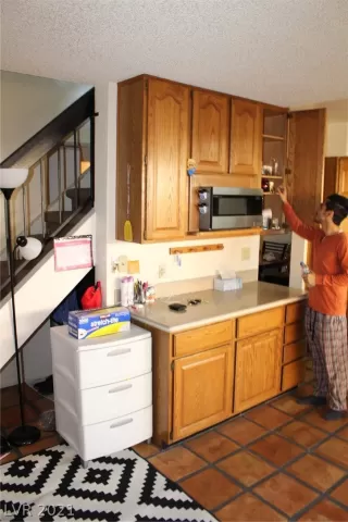 Photo #5: 2285259 Listing 