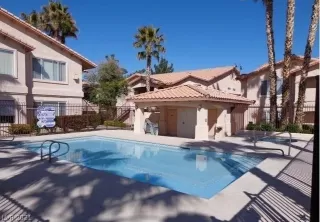 Photo #1: 2285292 Listing 