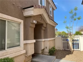 Photo #2: 2285314 Listing 