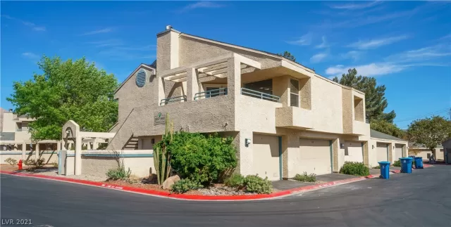 MLS: 2285316 Condo For Sale