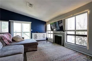 Photo #6: 2285343 Listing 