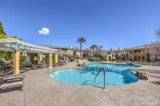 Photo #1: 2285351 Listing 