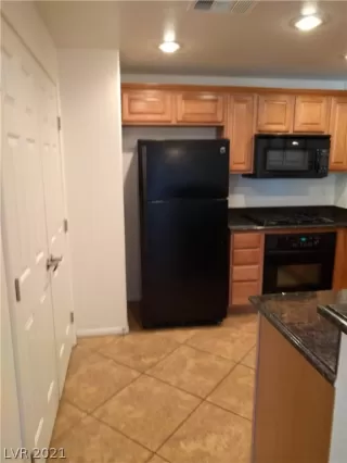 Photo #2: 2285351 Listing 