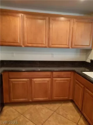 Photo #5: 2285351 Listing 