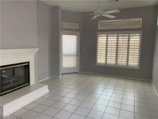 Photo #4: 2285400 Listing 