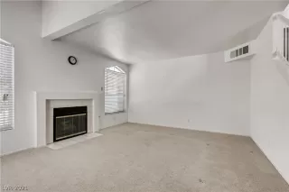 Photo #4: 2285412 Listing 