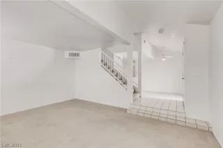 Photo #6: 2285412 Listing 