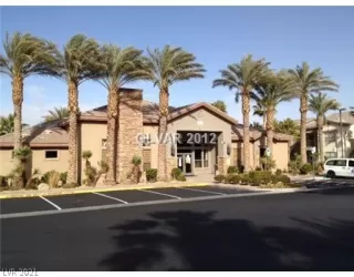 Photo #4: 2285434 Listing