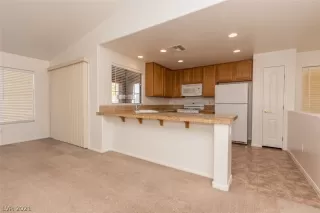 Photo #2: 2285454 Listing 