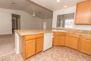 Photo #6: 2285454 Listing 