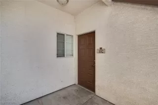 Photo #1: 2285473 Listing