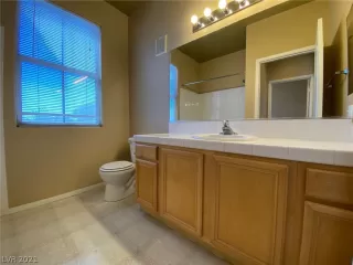 Photo #3: 2285474 Listing 