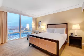 Photo #1: 2285516 Listing 