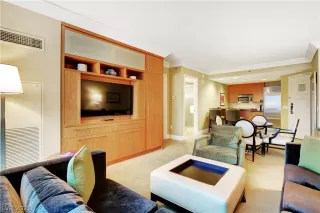 Photo #5: 2285516 Listing 