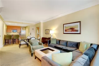 Photo #6: 2285516 Listing 