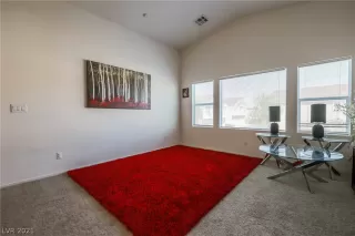 Photo #5: 2285670 Listing