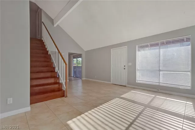 MLS: 2285687 Condo For Sale